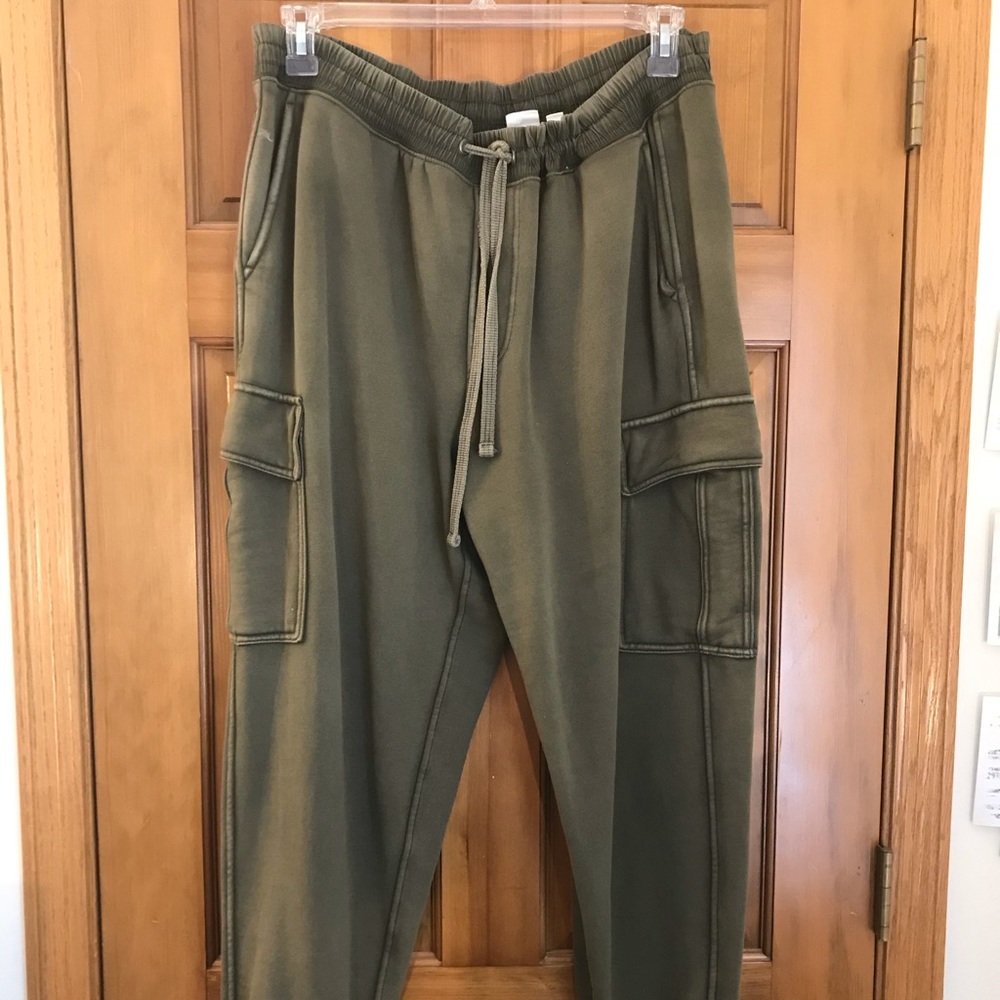 GAP Green Joggers